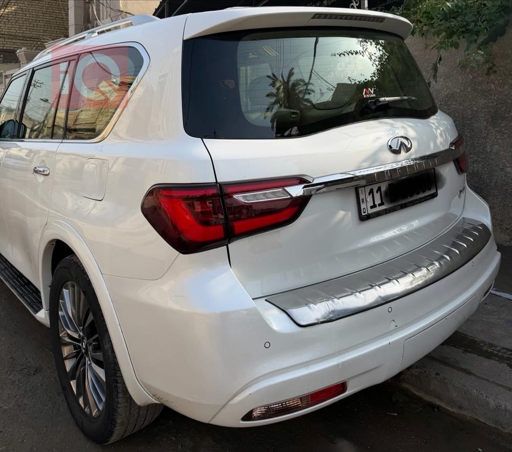 إنفينيتي QX80